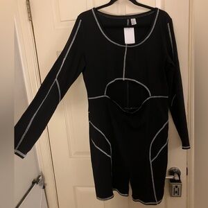 H&M divided black long sleeve shorts bodysuit white stitched edges XL romper